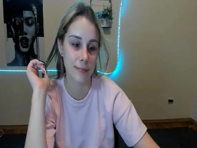 Live sex webcam photo for PolliMilk #260619366