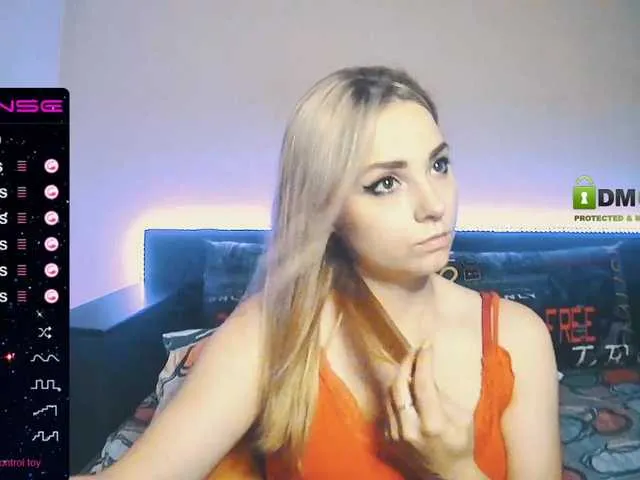 Live sex webcam photo for ORNELLAMUTTY #252041942