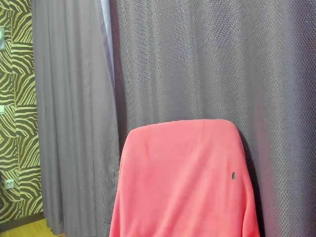 Live sex webcam photo for Blondyhotxx #258587387