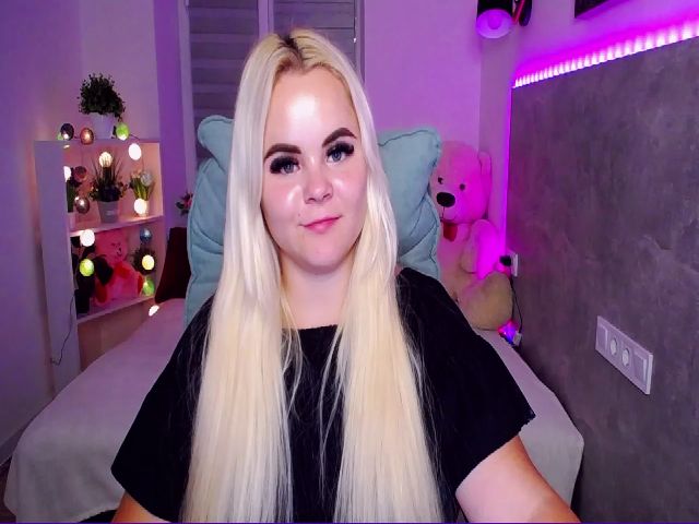 Live sex webcam photo for Jenni__fer #253613312