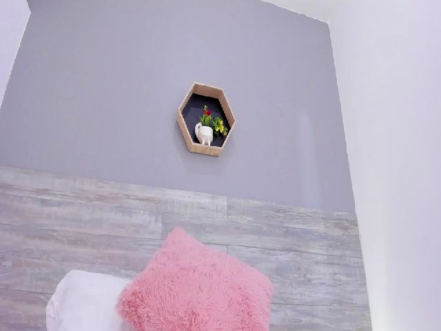 Live sex webcam photo for Skypiink #254724025