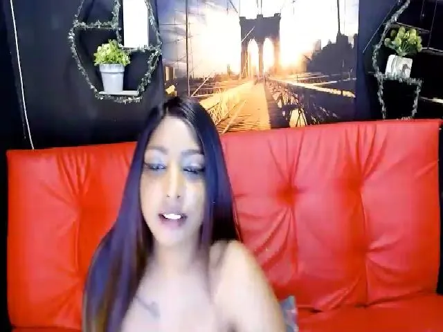 Live sex webcam photo for Indianfetishx #255932328