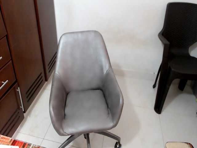 Live sex webcam photo for Angelina323 #262258318