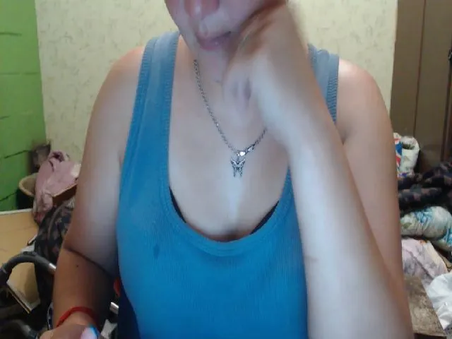 Live sex webcam photo for xxx_butterfly #253871509