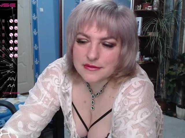 Live sex webcam photo for SmileOfAngel #242547246