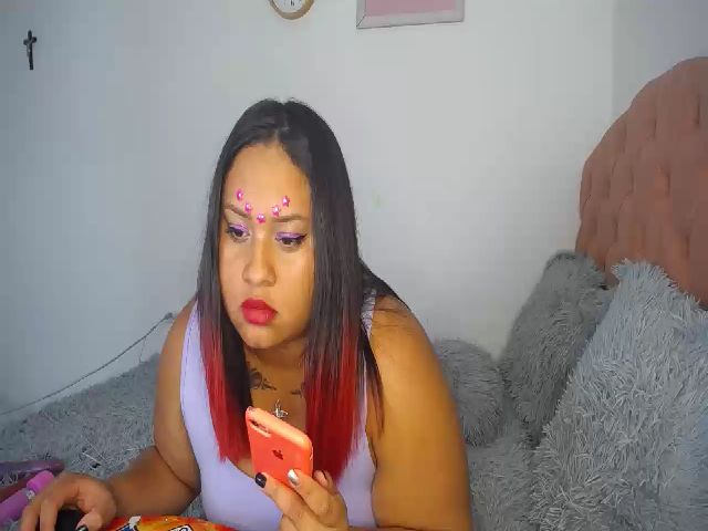 Live sex webcam photo for Annie_dalton_ #256229552