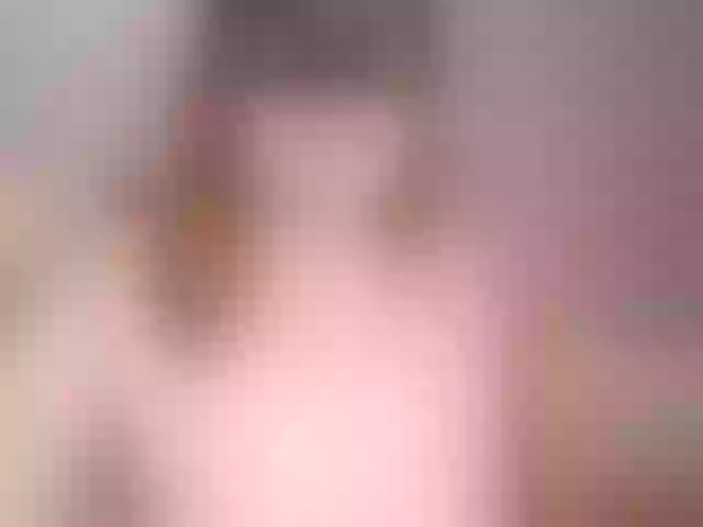 Live sex webcam photo for leeloofire #244974628