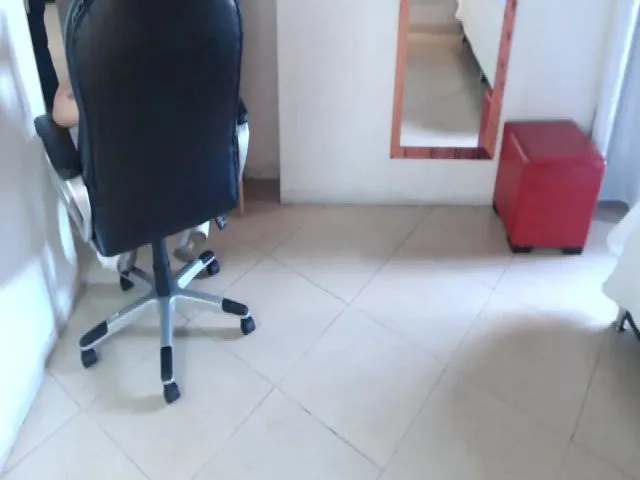 Live sex webcam photo for Thaunhty #265083899