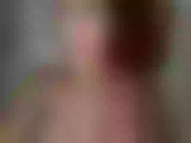 Live sex webcam photo for MissRose2792 #265404082