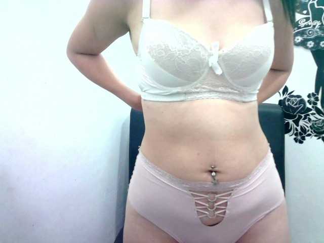 Live sex webcam photo for meganhot21 #241417909