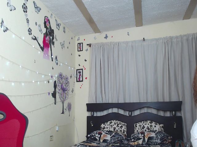 Live sex webcam photo for Tamara_stephs #252713666