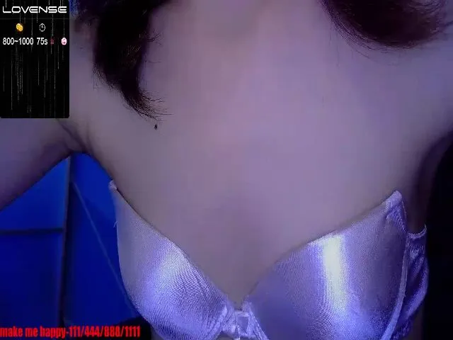 Live sex webcam photo for Laura_Blan #253776152