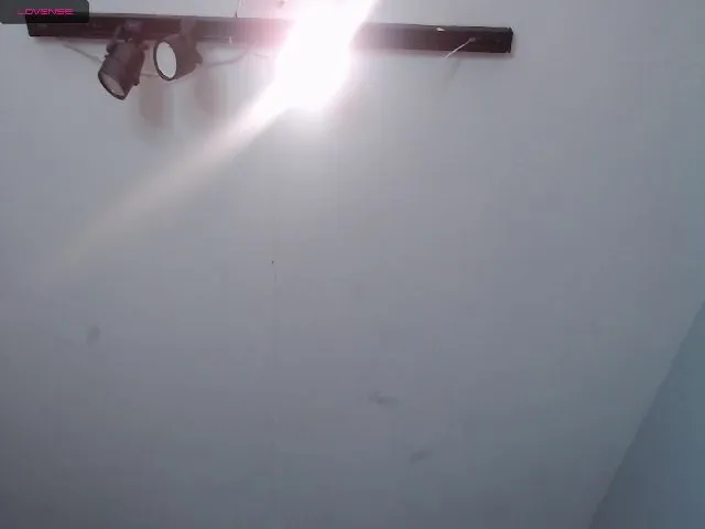 Live sex webcam photo for Cat_apple #262369693