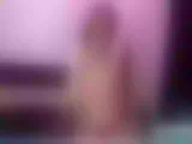 Live sex webcam photo for MaiiAngel #256615785
