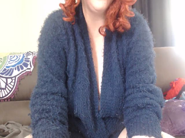 Live sex webcam photo for SmexyGigi #264024178