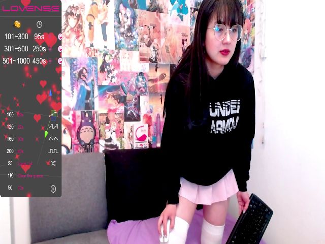 Live sex webcam photo for Charlotte_3x #254147297