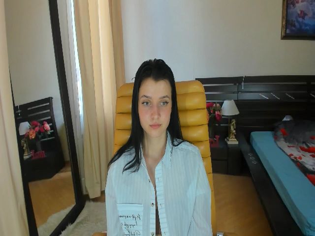 Live sex webcam photo for SoniNex #255613972