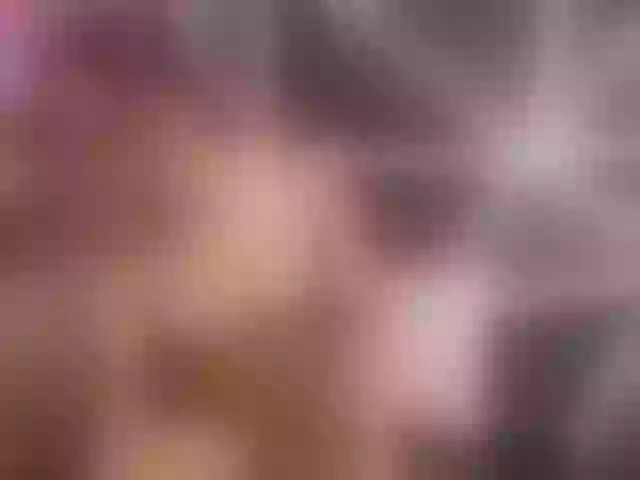 Live sex webcam photo for Sun-kissed1 #241385895