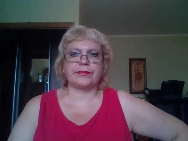 Live sex webcam photo for LOLA88888 #261337756