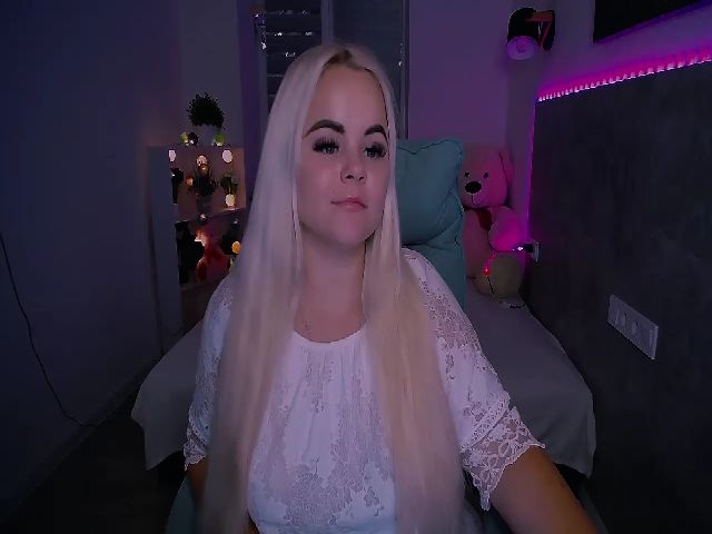 Live sex webcam photo for Jenni__fer #263871072