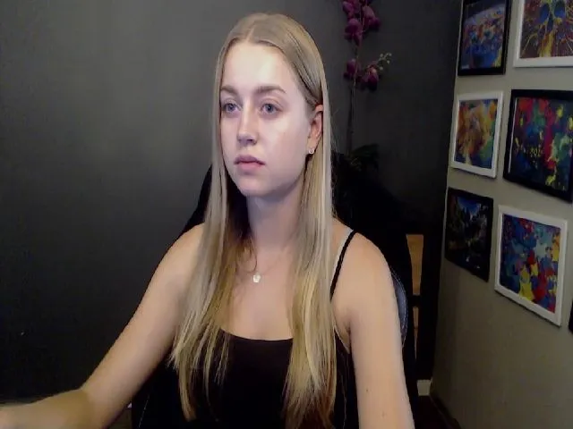 Live sex webcam photo for LUSTerica #253058532