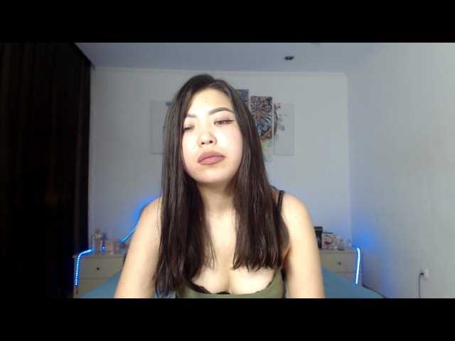 Live sex webcam photo for Divaleena #248397352