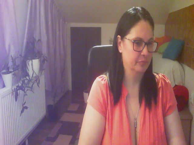 Live sex webcam photo for boosty4you #252943070