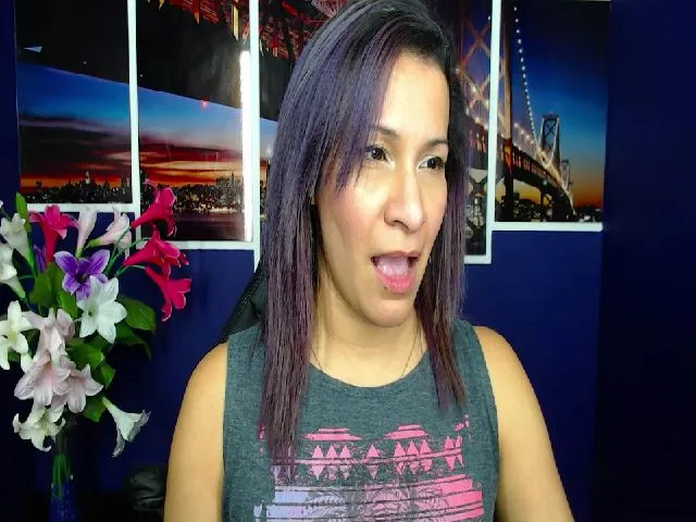 Live sex webcam photo for Infernalsexx #255231248
