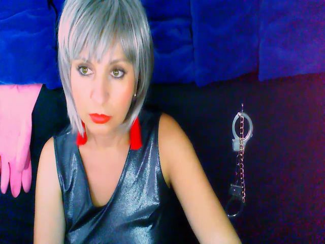 Live sex webcam photo for ineedslaves #263680188