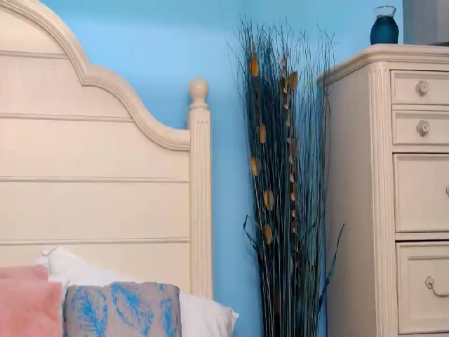 Live sex webcam photo for MilaGrace #253882788