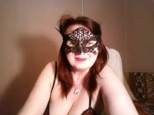 Live sex webcam photo for leeloofire #241166618