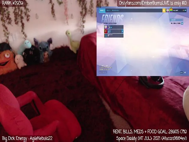Live sex webcam photo for EmberBurns #258439865