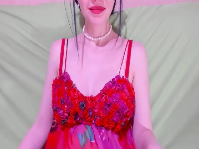 Live sex webcam photo for AlyssaQueen #259483914