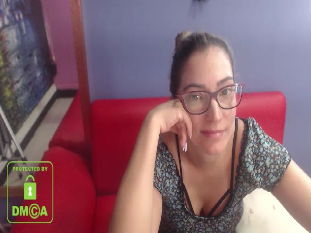 Live sex webcam photo for Jenifer_b #254271514