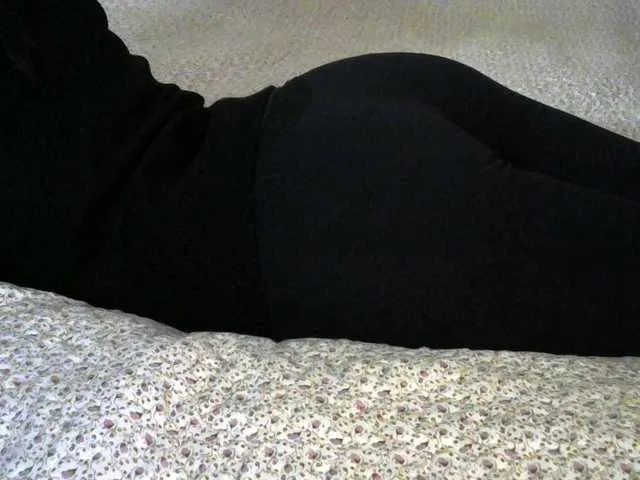 Live sex webcam photo for liZAAAZ #241253077