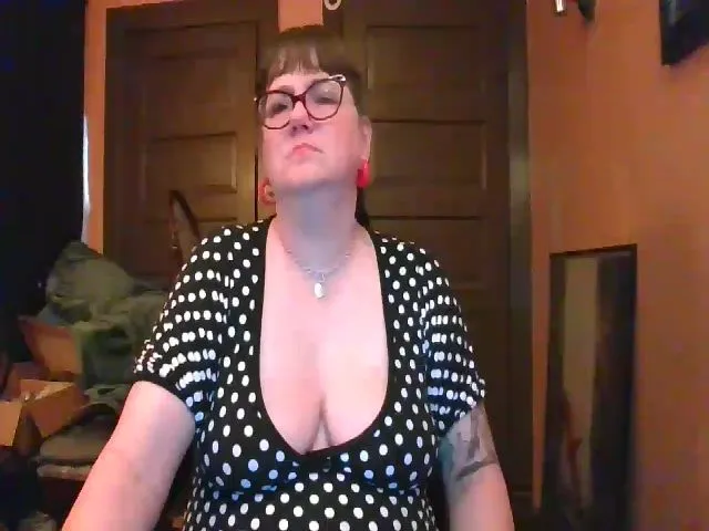 Live sex webcam photo for ThePinUpPunk #260170519