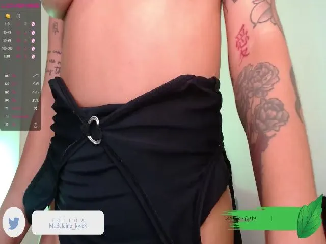 Live sex webcam photo for MadelinLove #262901778