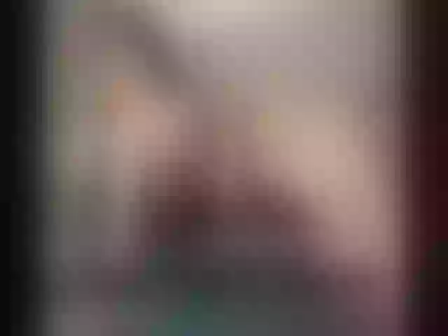Live sex webcam photo for BrendaLi #255202195