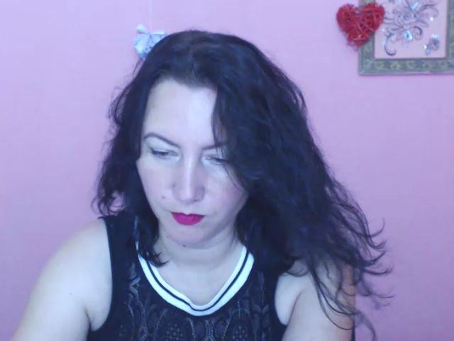 Live sex webcam photo for LexiFox_ #260512617