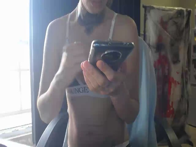 Live sex webcam photo for Angie_Wild #254533603