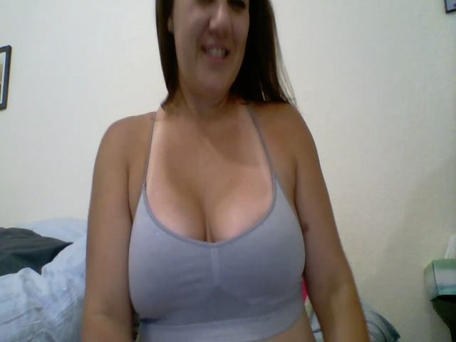 Live sex webcam photo for Kenzie_leigh #260211643