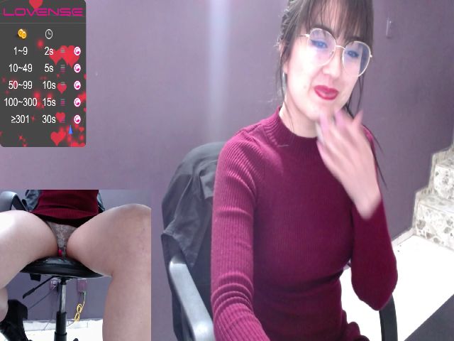 Live sex webcam photo for Charlotte_3x #256936823