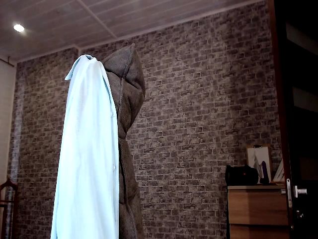 Live sex webcam photo for Holydevill #260073664