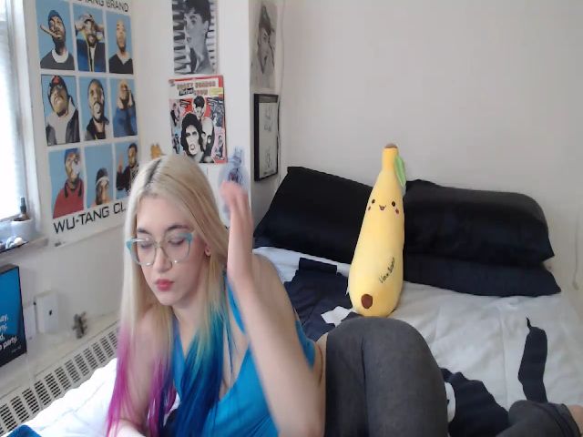 Live sex webcam photo for AnnaTame #264446054
