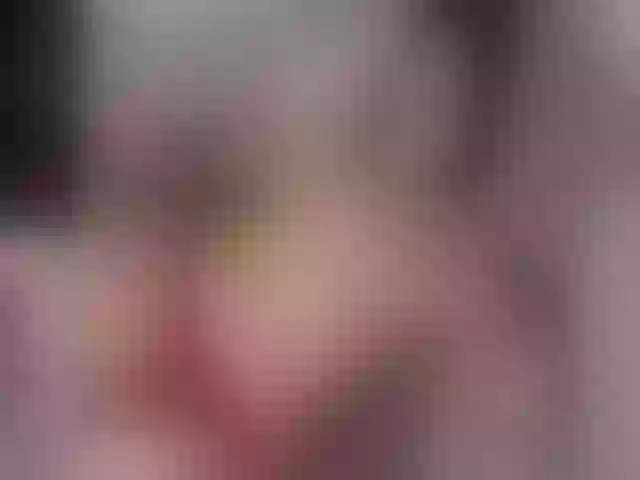 Live sex webcam photo for Noonalatin #260994386