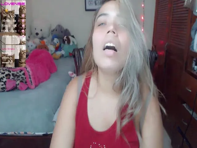 Live sex webcam photo for Meganhill_ #258345047