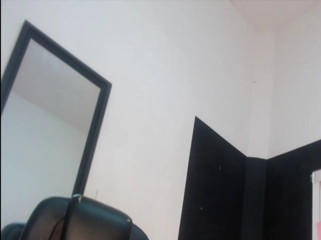 Live sex webcam photo for avriljhonson #254310044