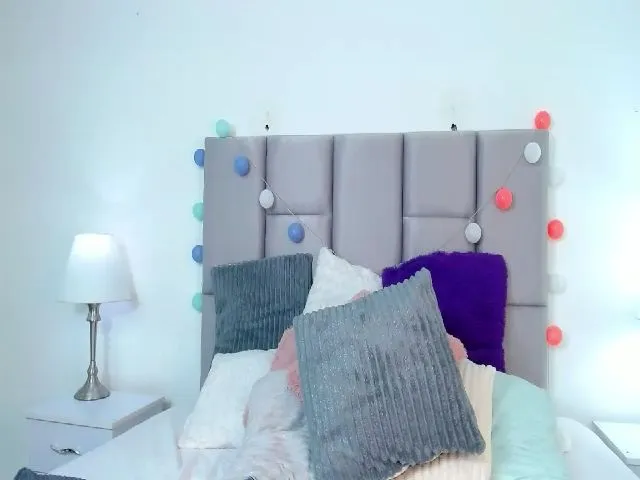 Live sex webcam photo for Mia_thompsons #257724930