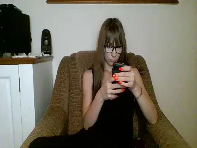 Live sex webcam photo for Terra1123 #263302621