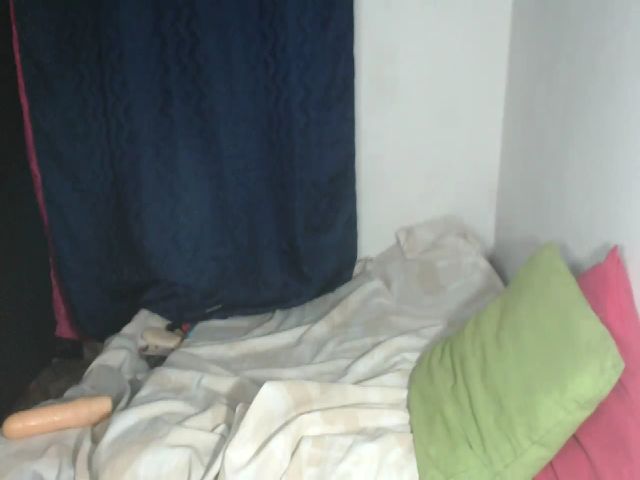 Live sex webcam photo for adrianamilf #252400229